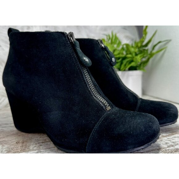 Gentle Souls Ridgual Suede Boot Women’s Sz 7 Black Wedge Ankle Office - Picture 1 of 13